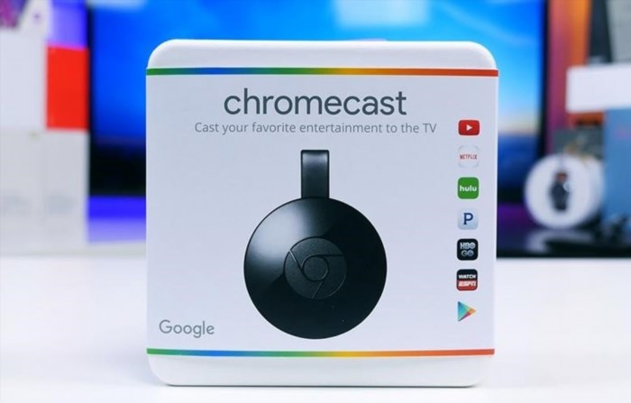 Kết nối không dây qua Chromecast cho phép bạn truyền nội dung từ các thiết bị di động lên màn hình lớn của TV một cách dễ dàng và tiện lợi.