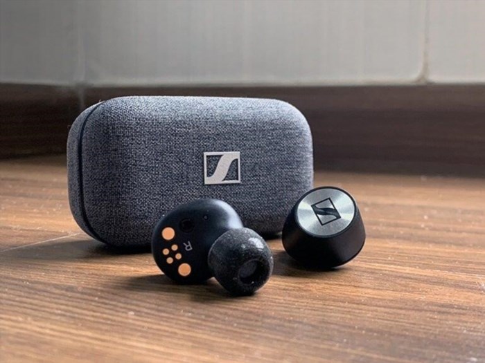 Tai nghe không dây Sennheiser Momentum True Wireless 2 là một trong những tai nghe không dây hàng đầu trên thị trường hiện nay, với thiết kế sang trọng và chất lượng âm thanh tuyệt vời. Tai nghe này cung cấp trải nghiệm nghe nhạc vô cùng sống động và chi tiết, đồng thời còn có khả năng chống ồn hiệu quả và kết nối ổn định.